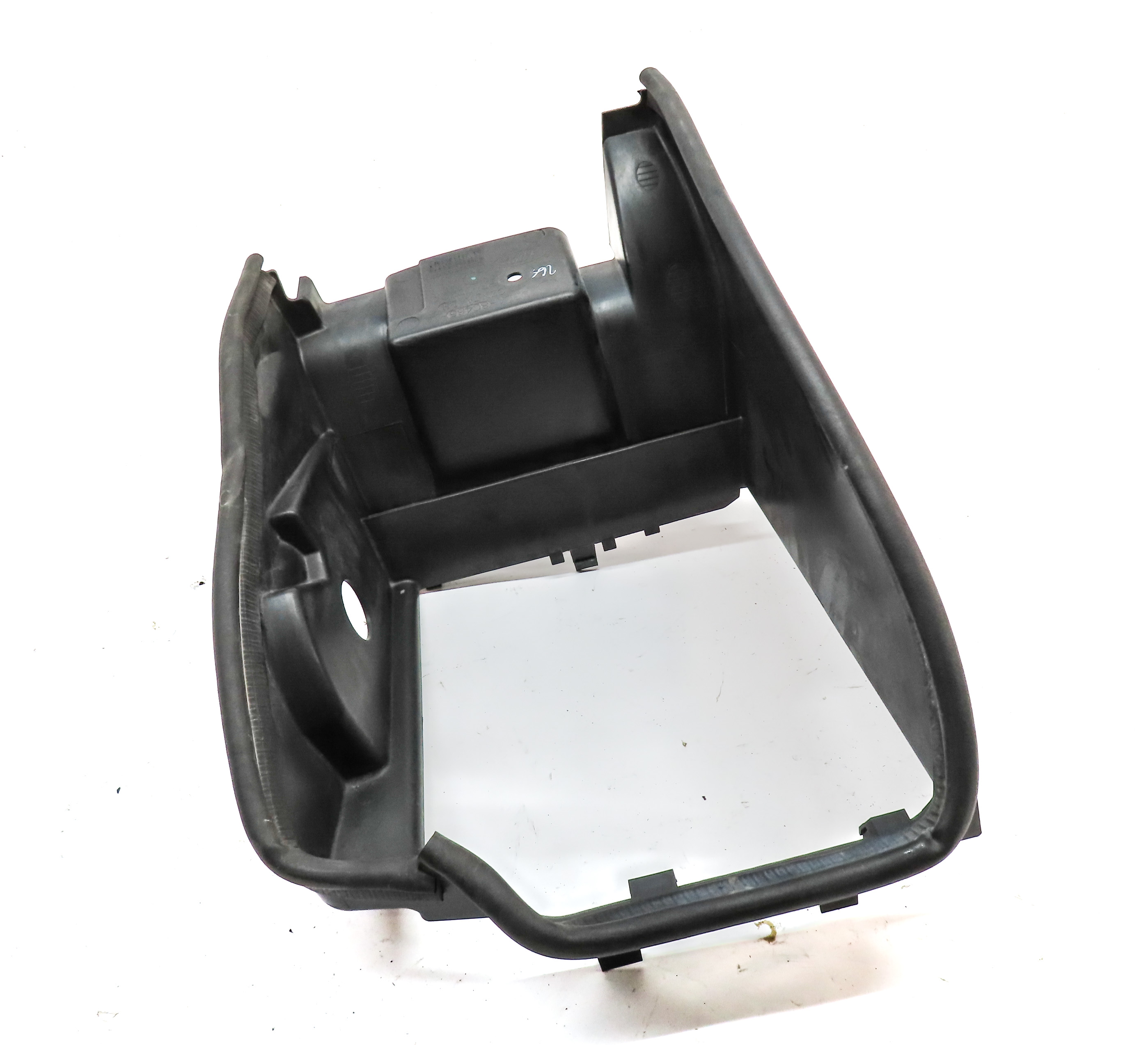 2016 RANGE ROVER SPORT (L494) 5.0L SUPER ENGINE LEFT AUXILIARY RADIATOR SHROUD — exact item pictured